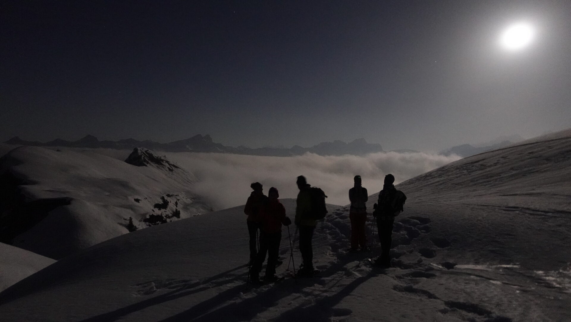 Vollmond Schneeschuhtour Bruesti Alex Gisler AGI02985