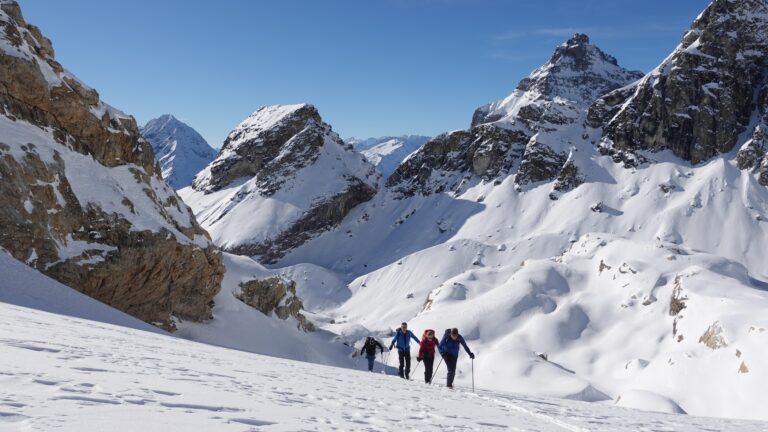 Skitouren wo die besten verhältnisse sind Maderanertal Alex Gisler AGI00754